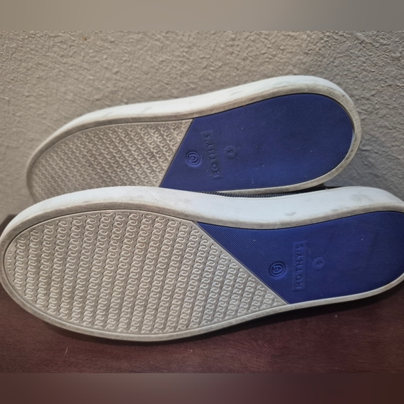 Rothys Dark Gray Slip-On Shoes Size 8 - Picture 5 of 6